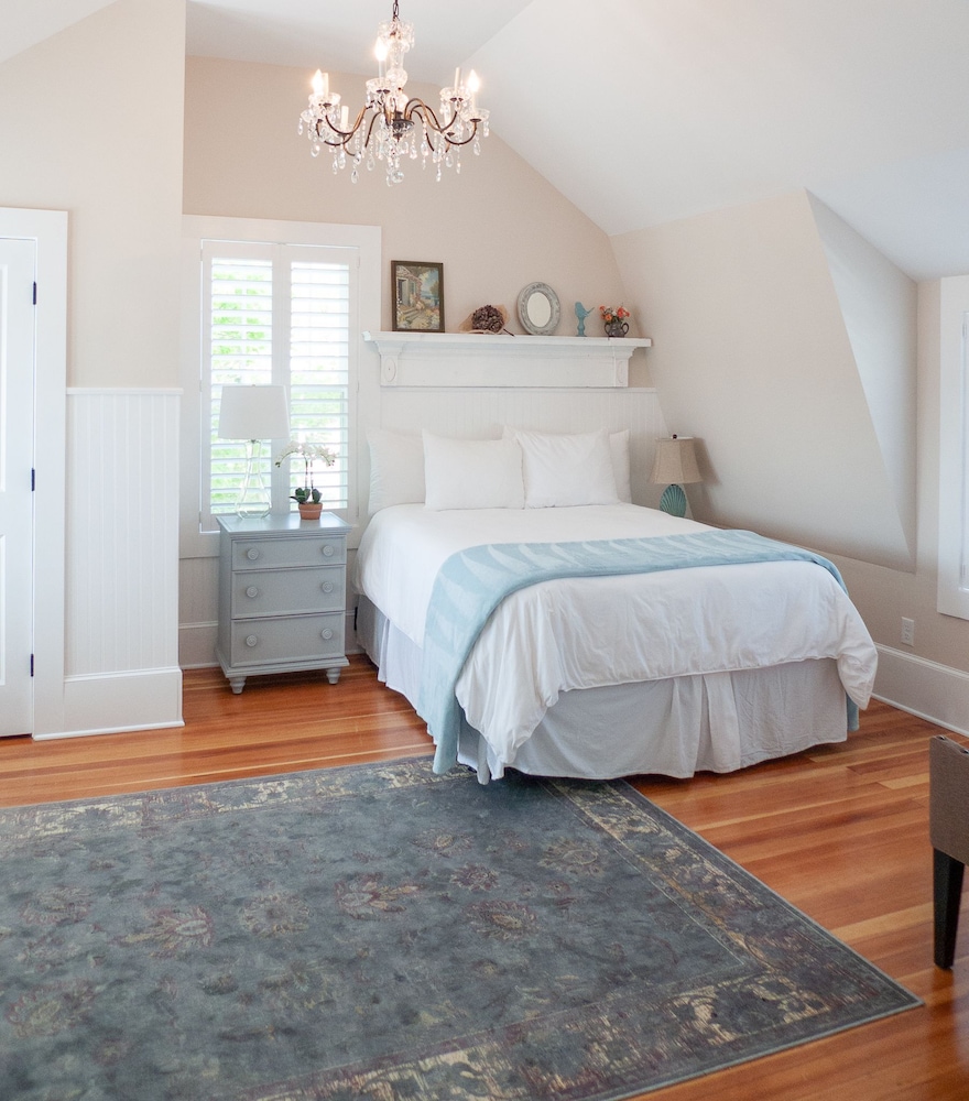 Marginal Way House Hotel - photo 25