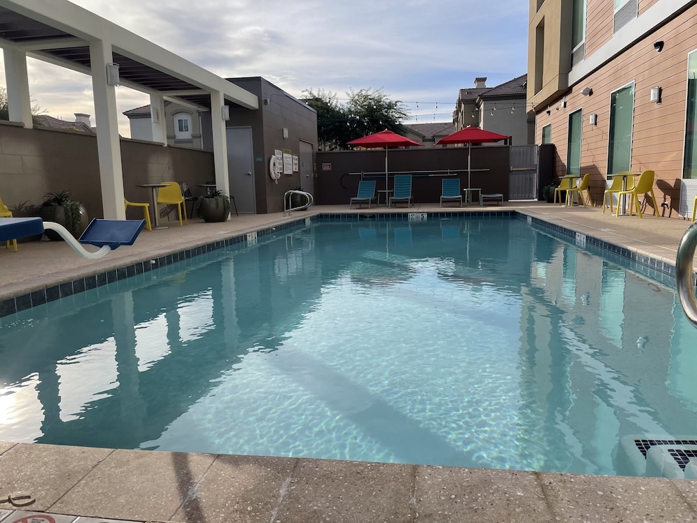 Home2 Suites by Hilton Phoenix Airport North AZ - photo 27