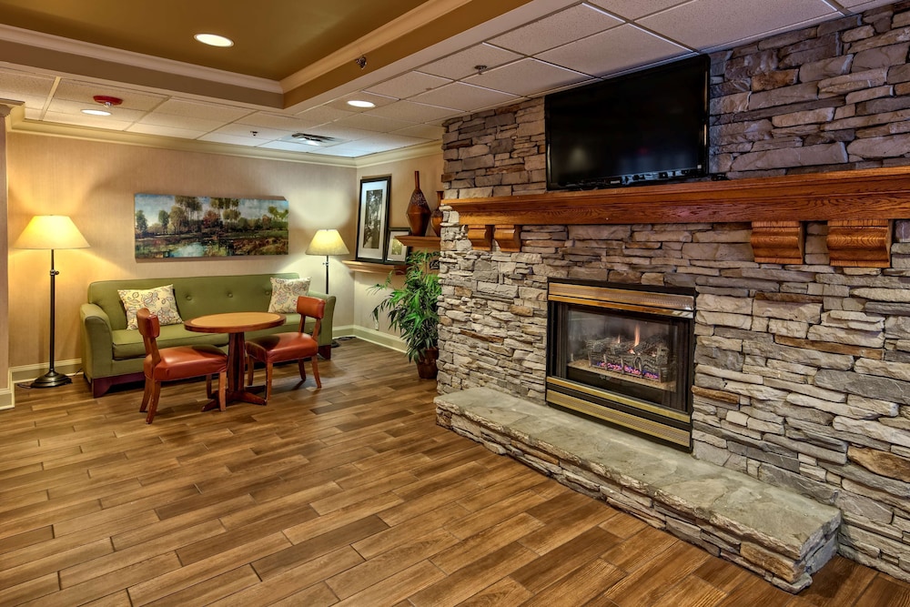 Hampton Inn by Hilton Concord Kannapolis - photo 2