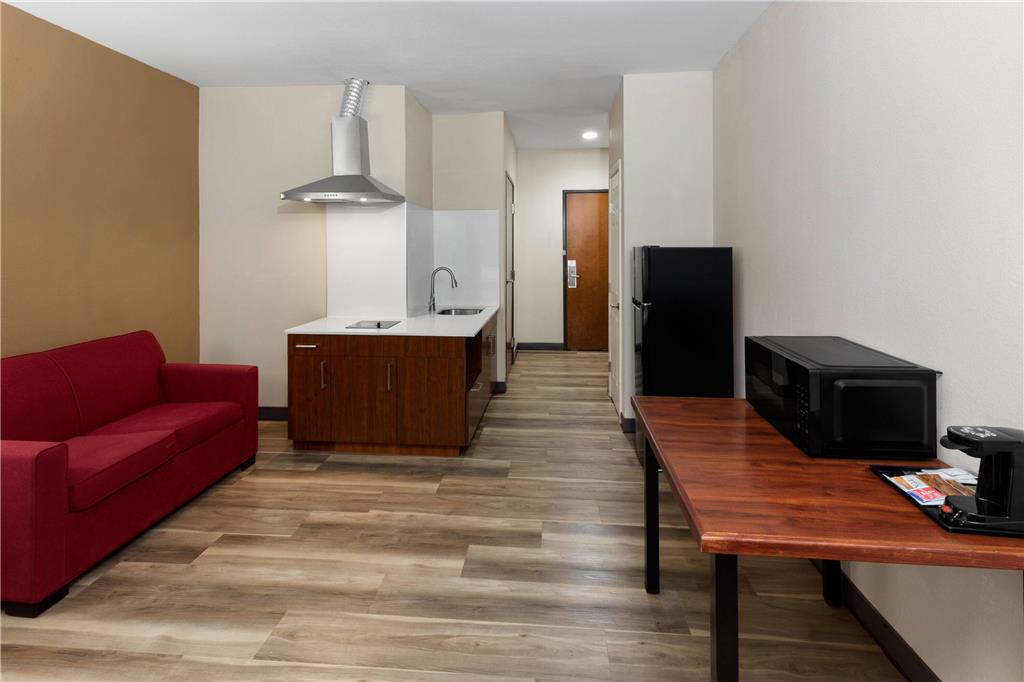 Hawthorn Extended Stay by Wyndham College Station South - photo 16