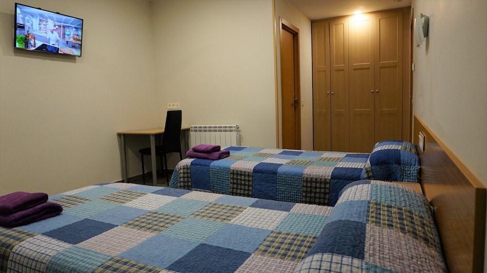 Pensión Calfred II - carbon neutral hotel in Logrono