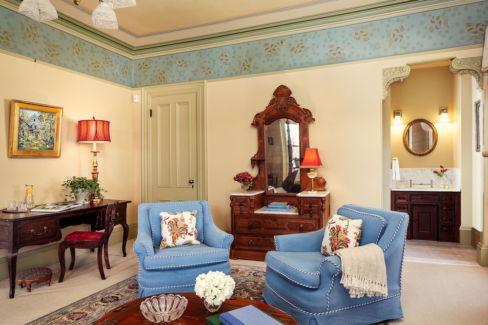 The Lady Mary Inn - photo 10