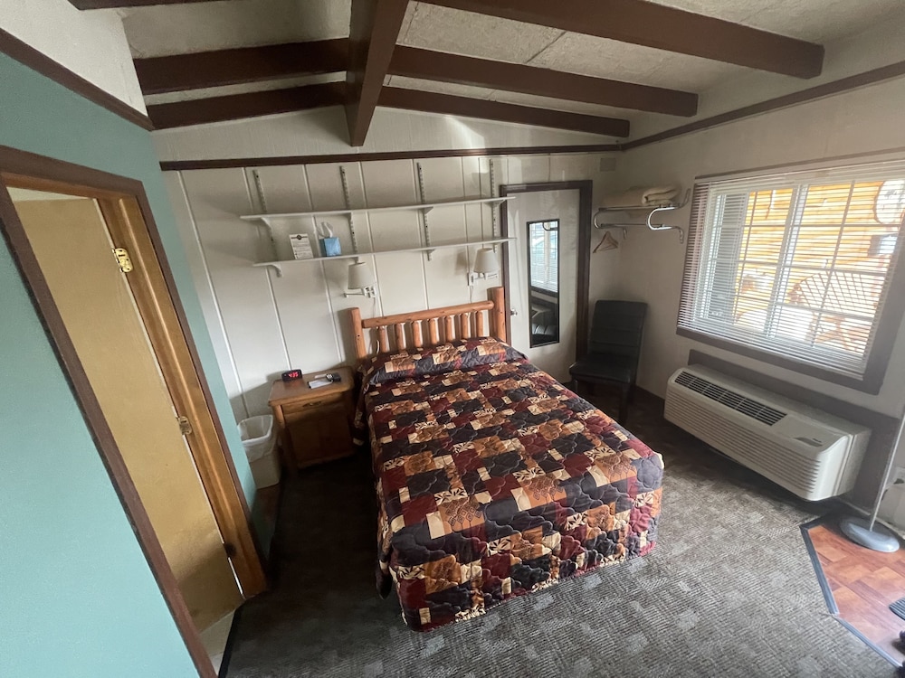 Olde Mill Inn Of Clarkston - photo 20