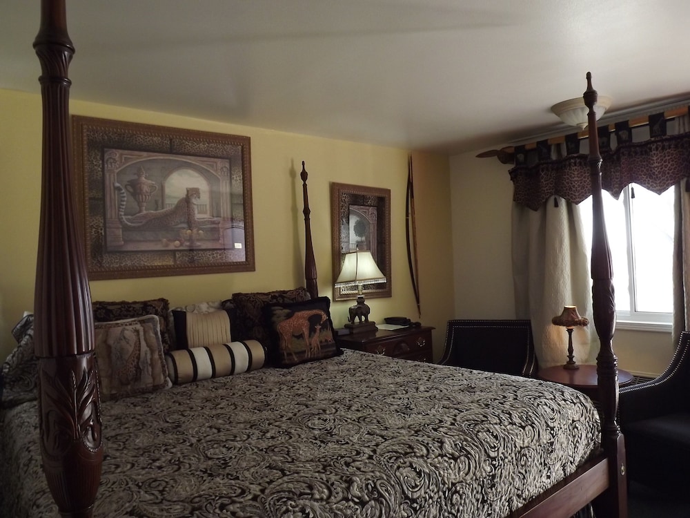 Crest Country Inn - photo 39
