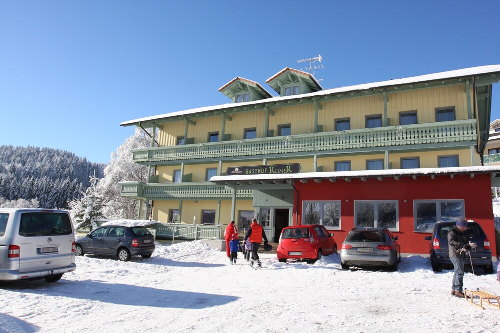 Gasthof Reiner - carbon neutral hotel in Sankt Englmar