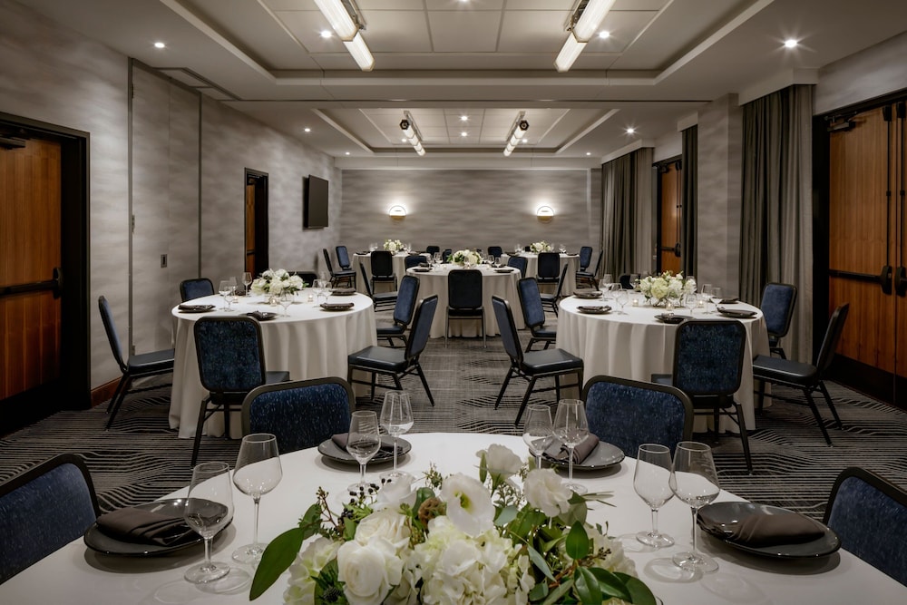 Rand Tower Hotel Minneapolis A Tribute Portfolio Hotel - photo 8
