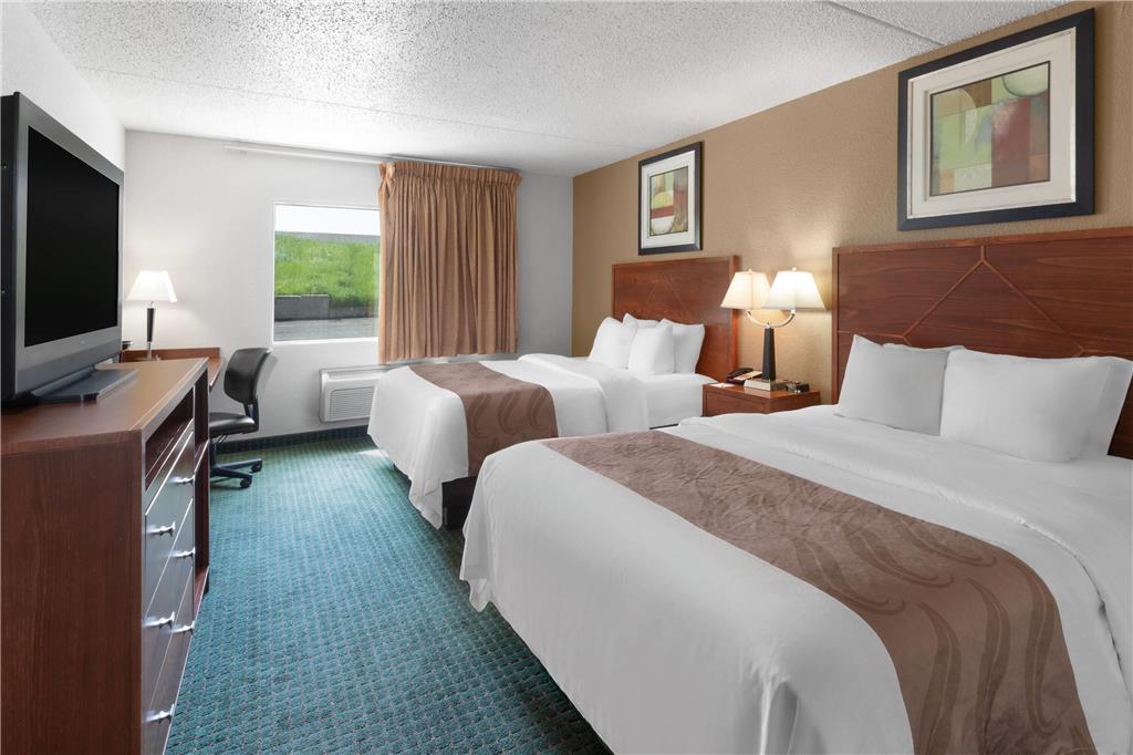 Baymont by Wyndham Jamestown Conference Center & Water Park - photo 23