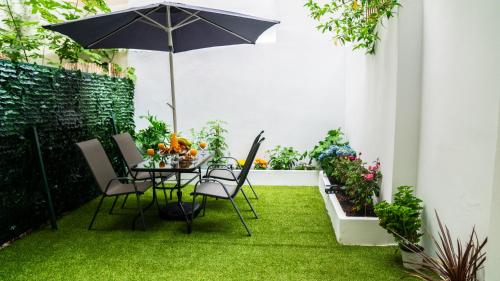 Lux Garden Apartment near Acropolis in the heart of Athens — 4-Star Luxury Hotel in Athens, Greece