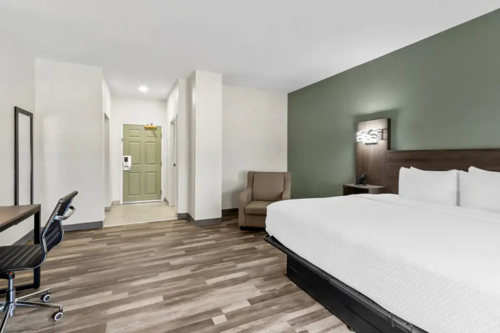 Quality Inn & Suites Columbia Harbison - photo 12