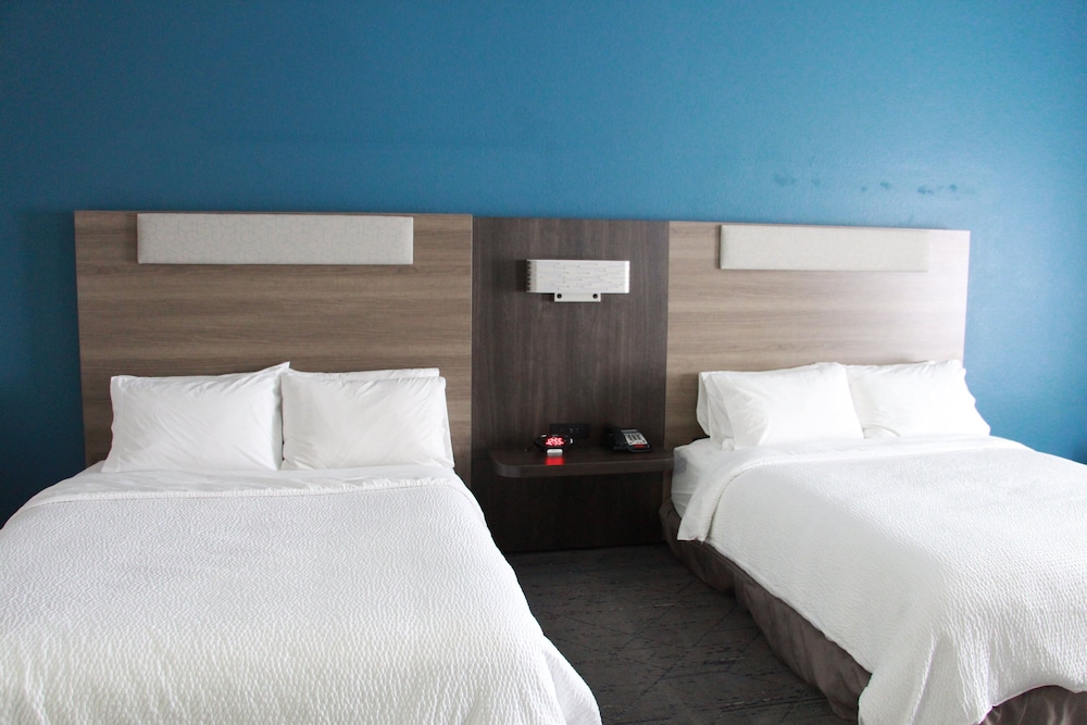 Holiday Inn Express and Suites Wytheville by IHG - photo 8