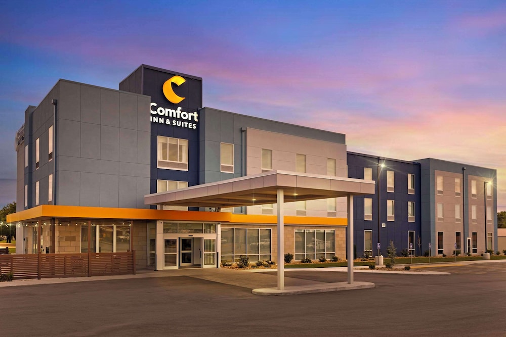 Comfort Inn & Suites Mountain Grove US 60 - photo 2