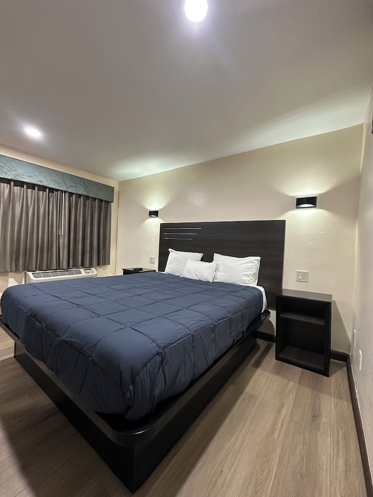 Del Aire Inn Lax - photo 16