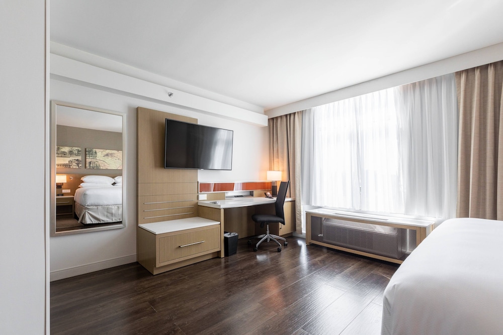 Delta Hotels by Marriott Raleigh Durham at Research Triangle Park - photo 9