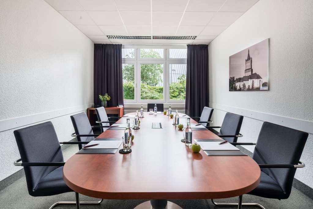 Steigenberger Hotel Bielefelder Hof, Germany - Meeting Room Kleve