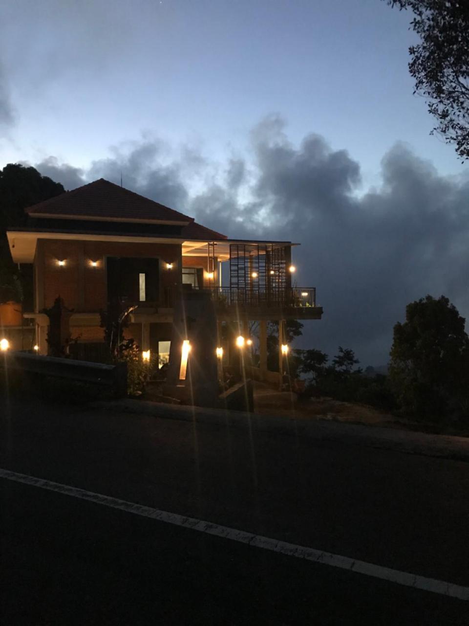 D'Rus Hill munduk — 4-Star Luxury Hotel in Singaraja, Indonesia