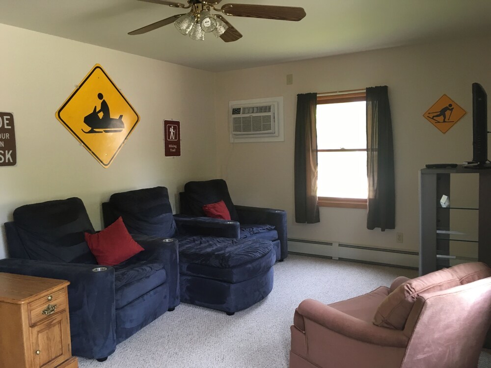 Gilcrest Cottages and Motels - photo 48