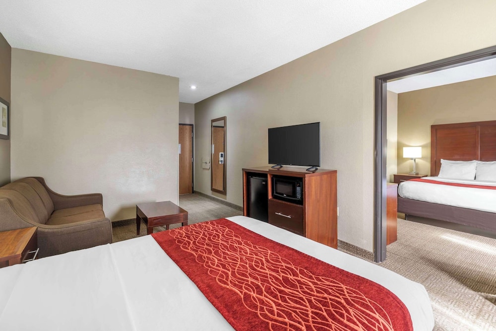 Grain Valley Inn Kansas City - photo 30