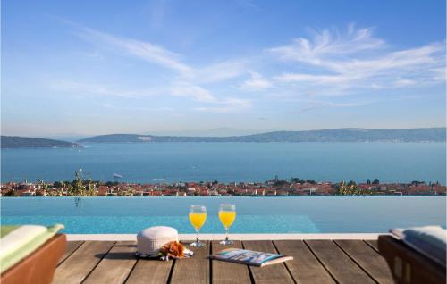 Villa Seven Gems — 5-Star Luxury Hotel in Kastel Kambelovac, Croatia