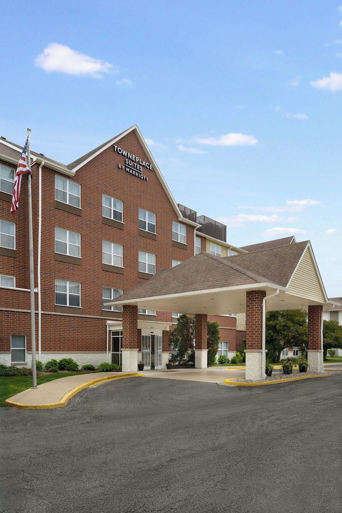 TownePlace Suites Chicago Naperville - photo 28