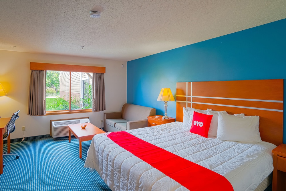 OYO Hotel Redwood Falls near Jackpot Casino - photo 26