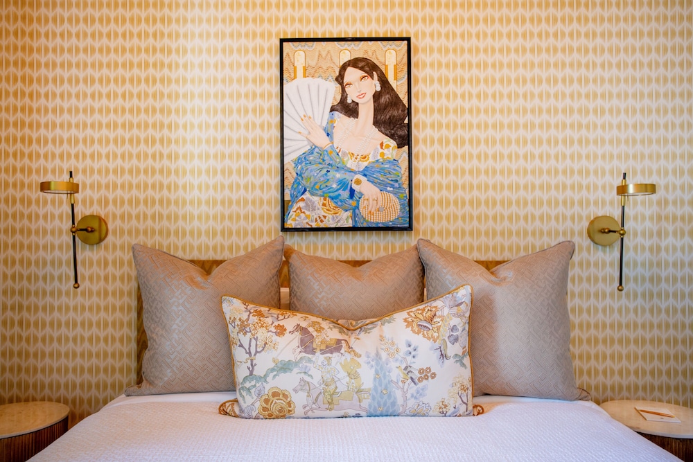 The Bell Athens By Kasa Living - photo 16