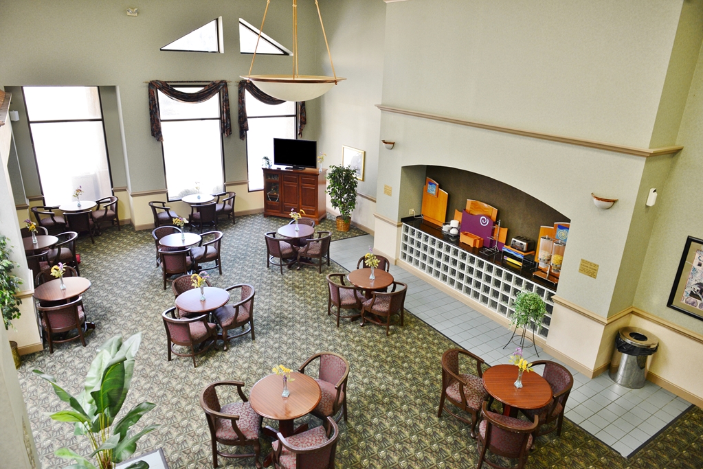 Americas Best Value Inn Tunica Resort - photo 7