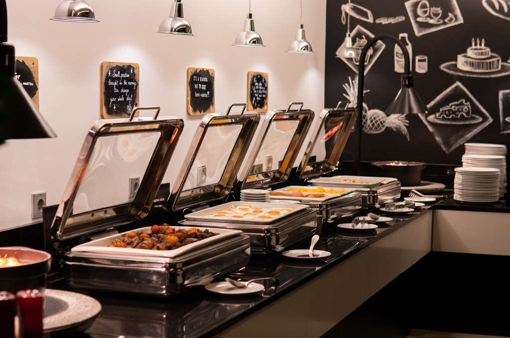 מזון ומשקאות