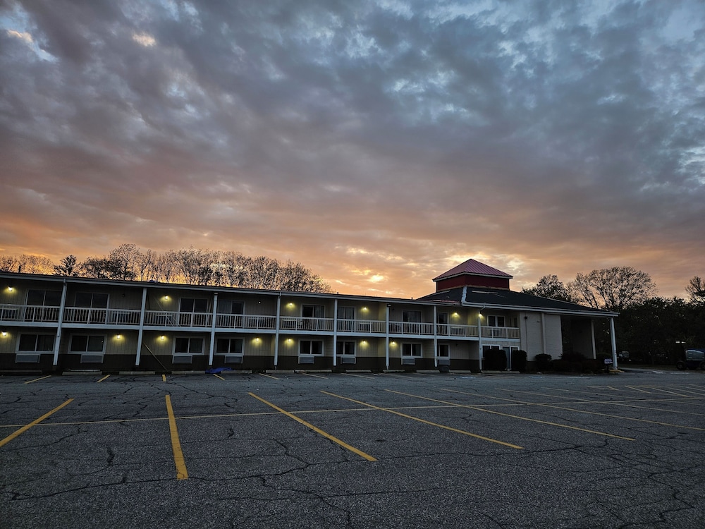Center Street Value Inn in Auburn, United States