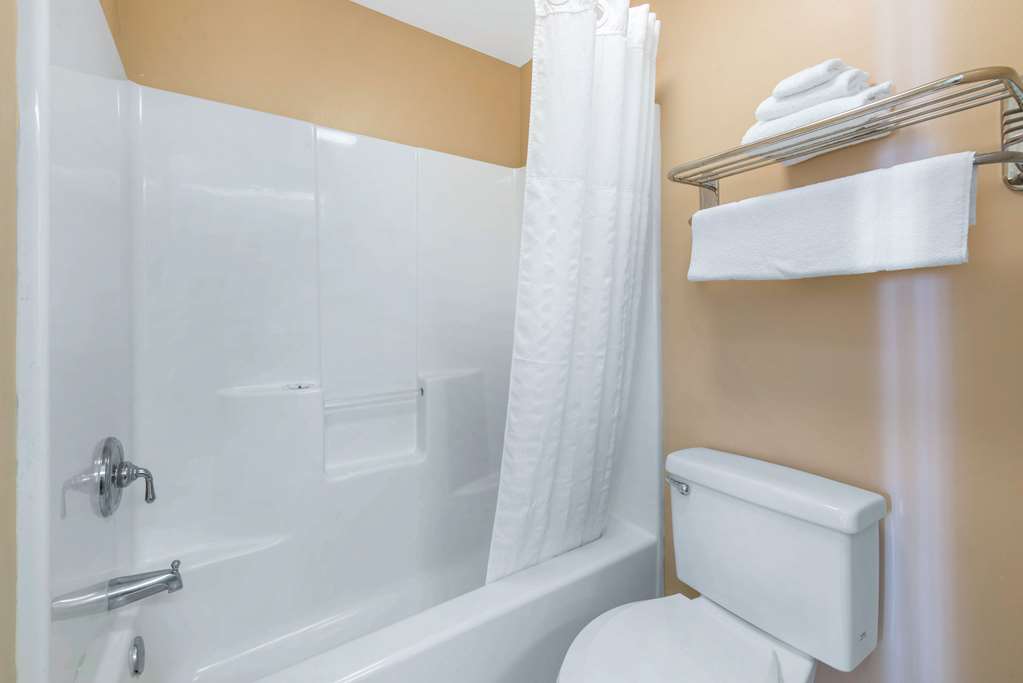 Quality Inn Palm Bay Melbourne I 95 - photo 15