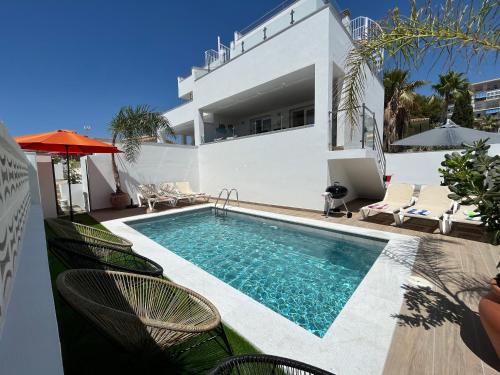 Nerja Paradise Rentals Villa Las Palmeras — 4-Star Luxury Hotel in Nerja, Spain