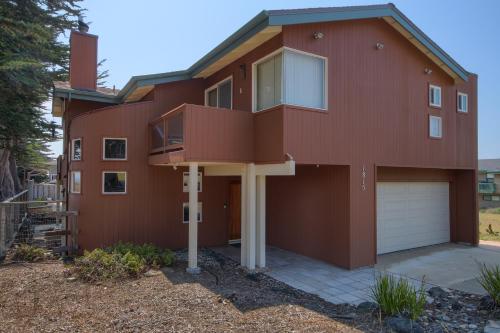 Paradiso Spring Special in Cambria, United States