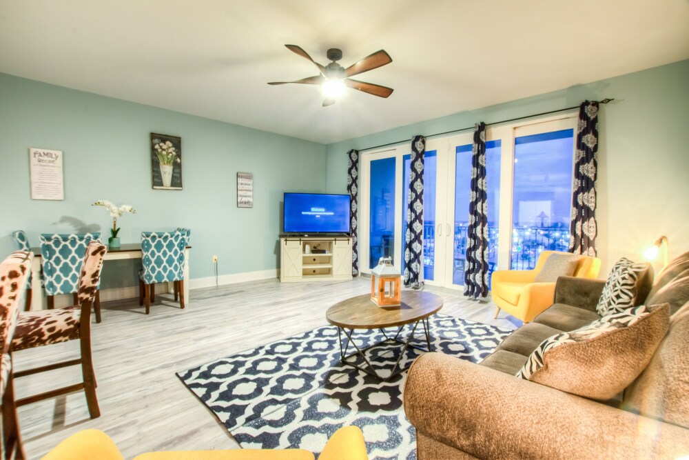 Laketown Wharf Resort by Aneliya's Rentals - photo 521