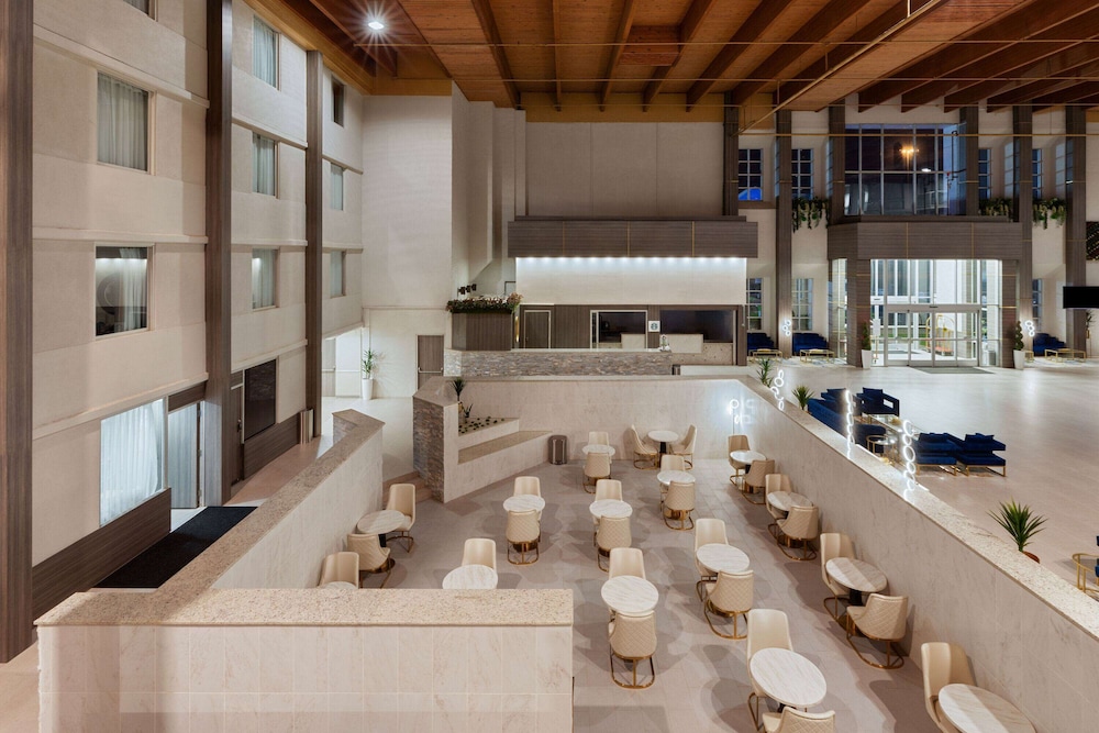 Wyndham DFW Airport - photo 2