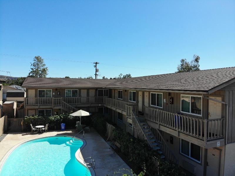 Ramona Valley Inn - photo 69
