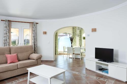 Villa Mar by Oliva Nova — 4-Star Luxury Hotel in Oliva, Spain