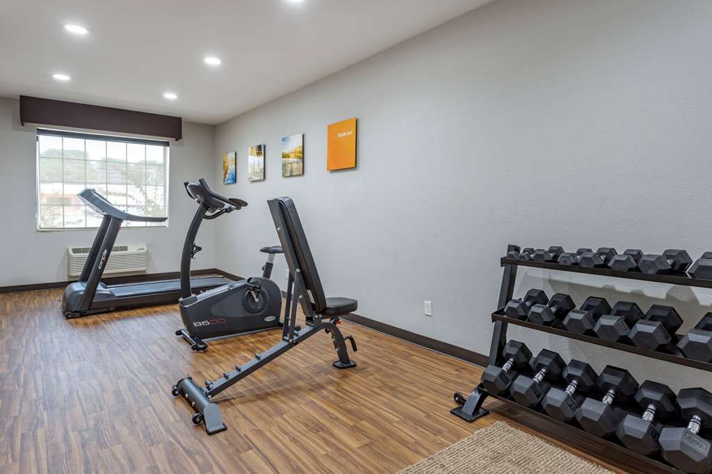 Comfort Inn & Suites North Little Rock JFK Blvd - photo 22