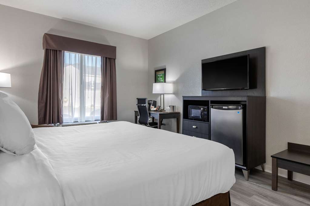 Econo Lodge at the University - photo 10