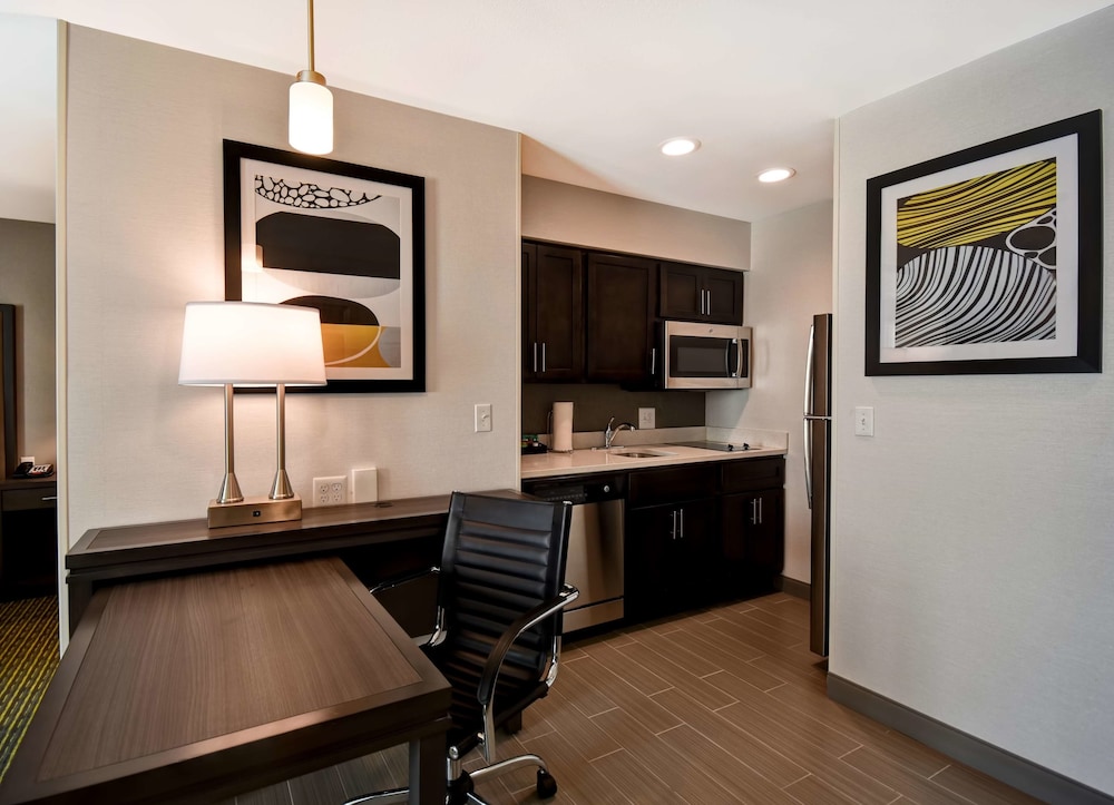 Homewood Suites by Hilton Novi Detroit - photo 13