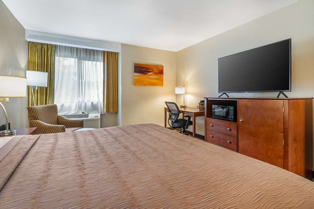 Best Western John Muir Inn - photo 31