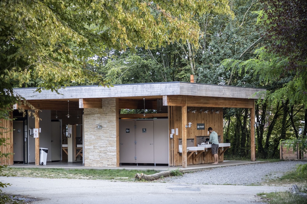 Camping de Lyon — Dardilly — photo 2