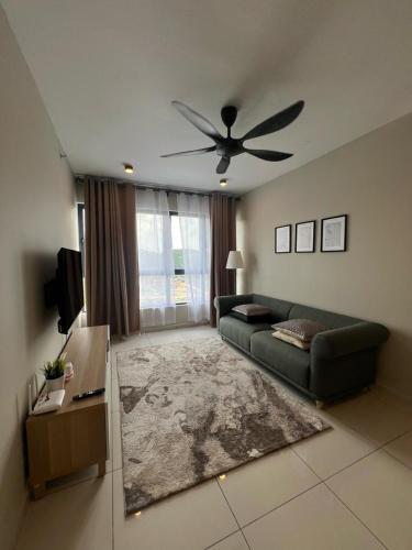 Mus Lim Mimi Homestay Gamuda Gardens — 4-Star Luxury Hotel in Rawang, Malaysia
