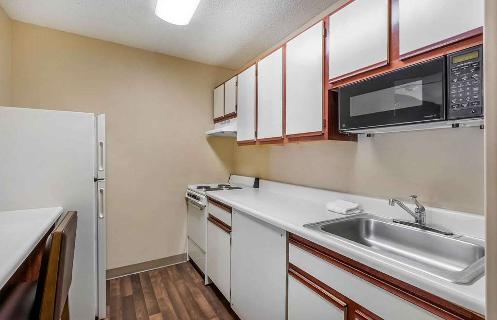 Extended Stay America Select Suites Des Moines West Des Moines - photo 36