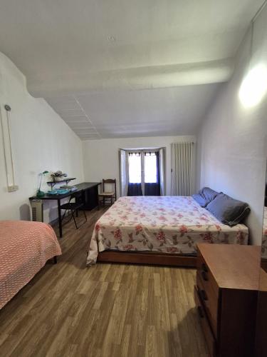 Appartamento completo o Camere private Lecco Centro vicino alla stazione e al lago in Lecco, Italy