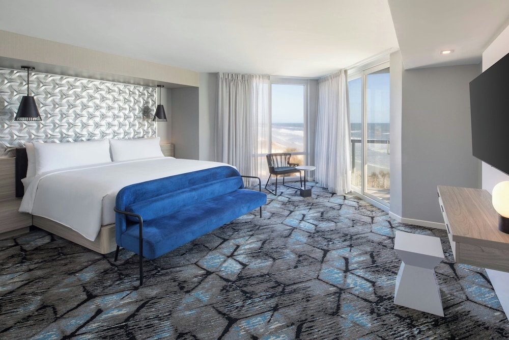 Renaissance Daytona Beach Oceanfront Hotel - photo 12