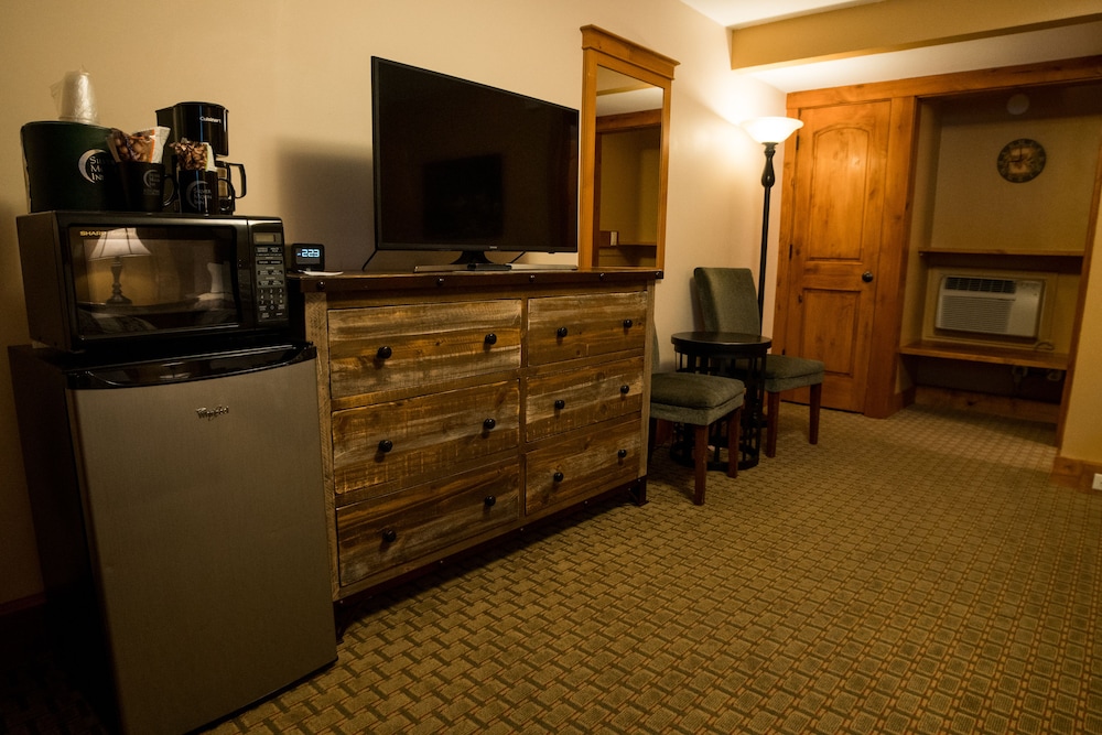 Silver Moon Inn - photo 29
