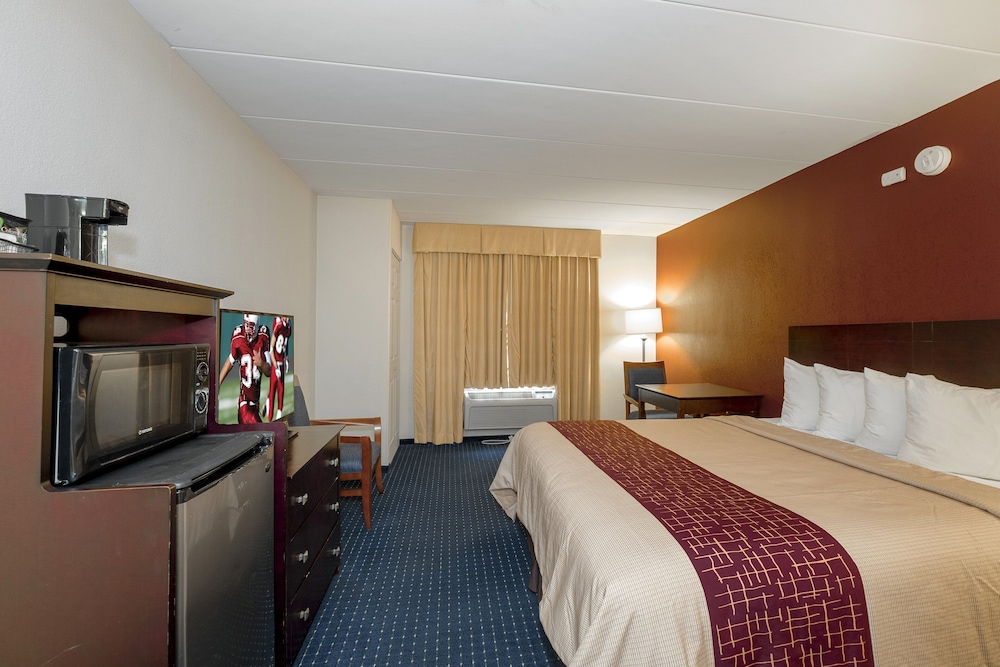 Red Roof Inn Annapolis - photo 8