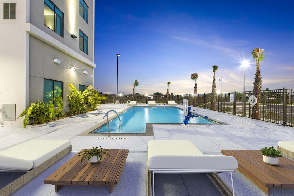 Hilton Garden Inn Harlingen Convention Center - photo 30