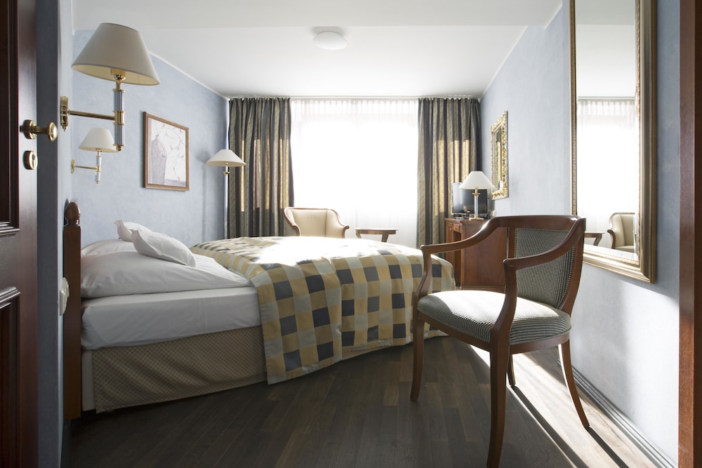 Gasthof Hotel Neuwirt pet-friendly hotel Zorneding