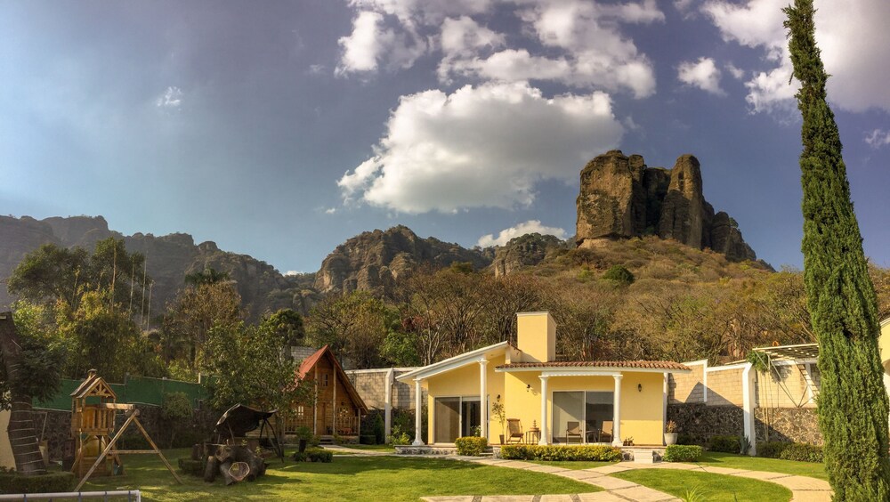 Rinconada Del Arc ngel in Tepoztlan, Mexico