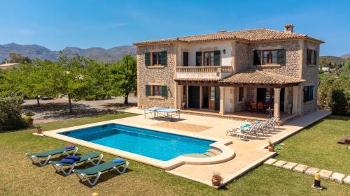 Villa can Canaveret By homevillas360 — 4-Star Luxury Hotel in Pollenca, Spain